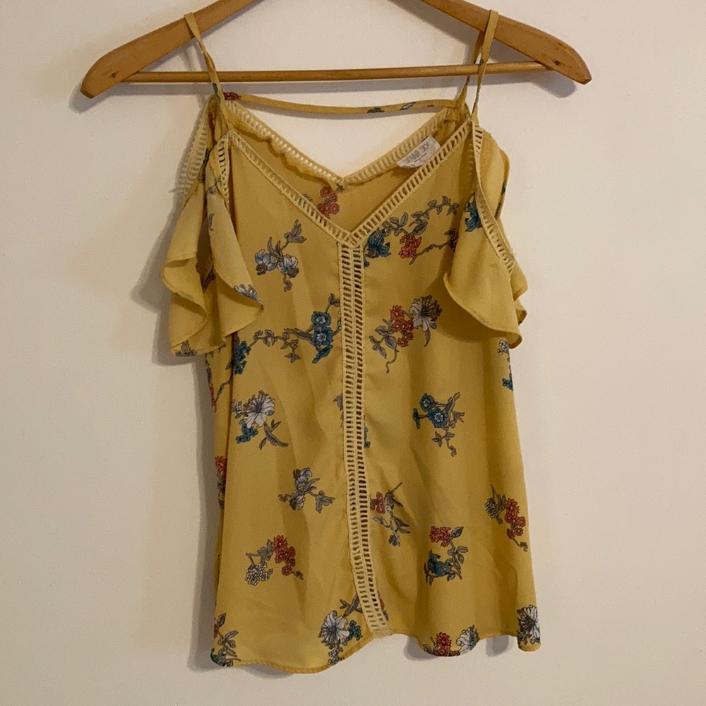 Sienna Sky off the shoulder tank
